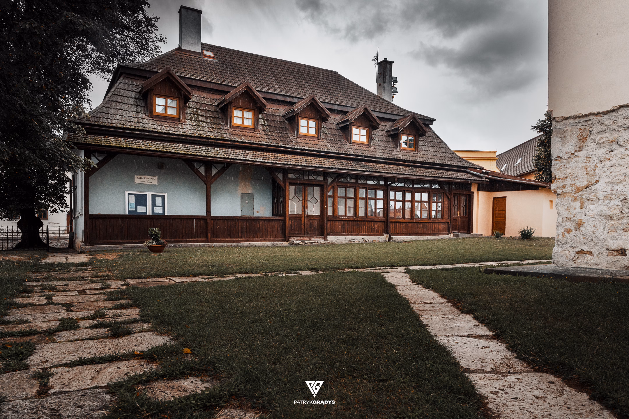PGF PatrykGradys Watermark 00534 1